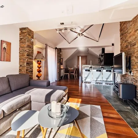 Apartment Wonder - Cud Malina Z Kominkiem, Klimatyzacja I Widokiem Na Karkonosze, Blisko Centrum, Stoku, Restauracji, Aquaparku Karpacz