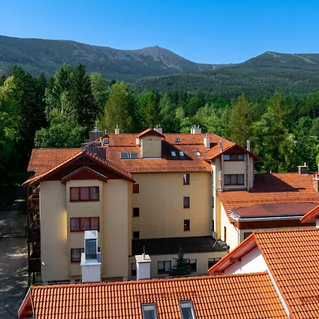 Apartment Wonder - Cud Malina Z Kominkiem, Klimatyzacja I Widokiem Na Karkonosze, Blisko Centrum, Stoku, Restauracji, Aquaparku *