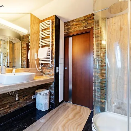 Lejlighed Wonder - Cud Malina Z Kominkiem, Klimatyzacja I Widokiem Na Karkonosze, Blisko Centrum, Stoku, Restauracji, Aquaparku